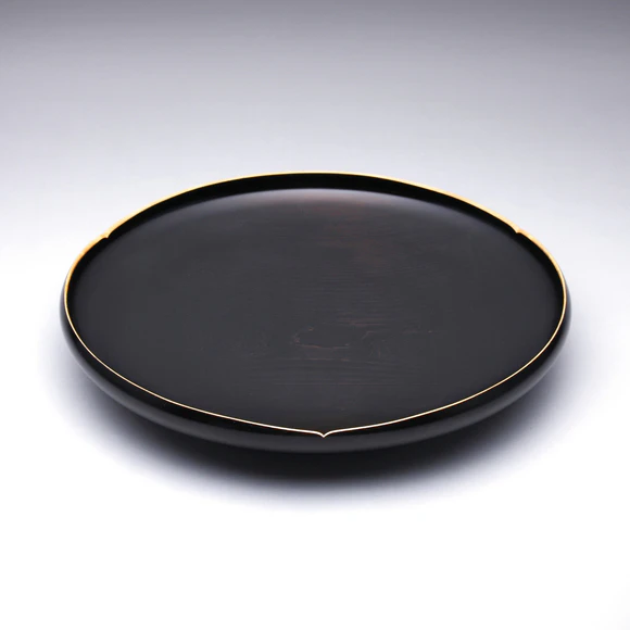 Vessel Made of Japanese Nutmeg Wood