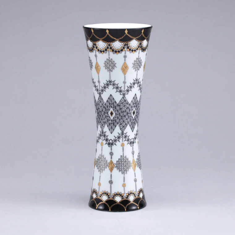 photo Flower Vase with Fine-line Gold and Platinum Decoration