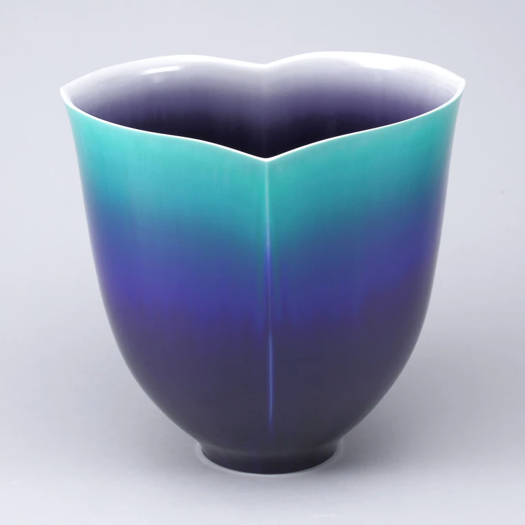 photo Polychrome Glaze Flower Vase, Suiso