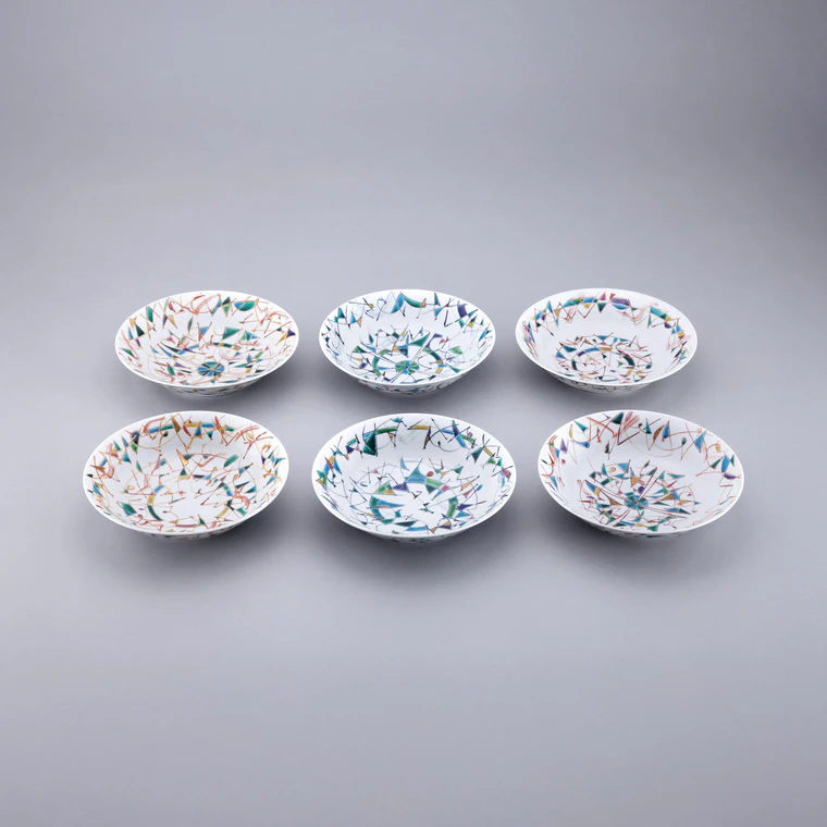 photo Set of Bowls with Geometric Design in Overglaze Enamel