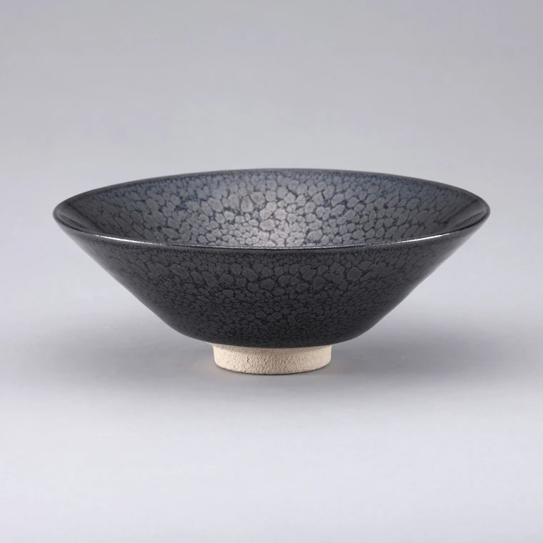 photo Silver Tea Bowl with Oil Spot Glaze