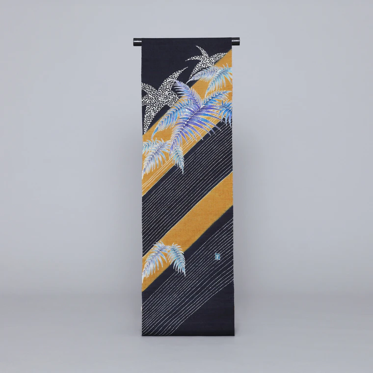 photo Obi Sash with Design in Yūzen Dyeing "Lush Green Leaves"