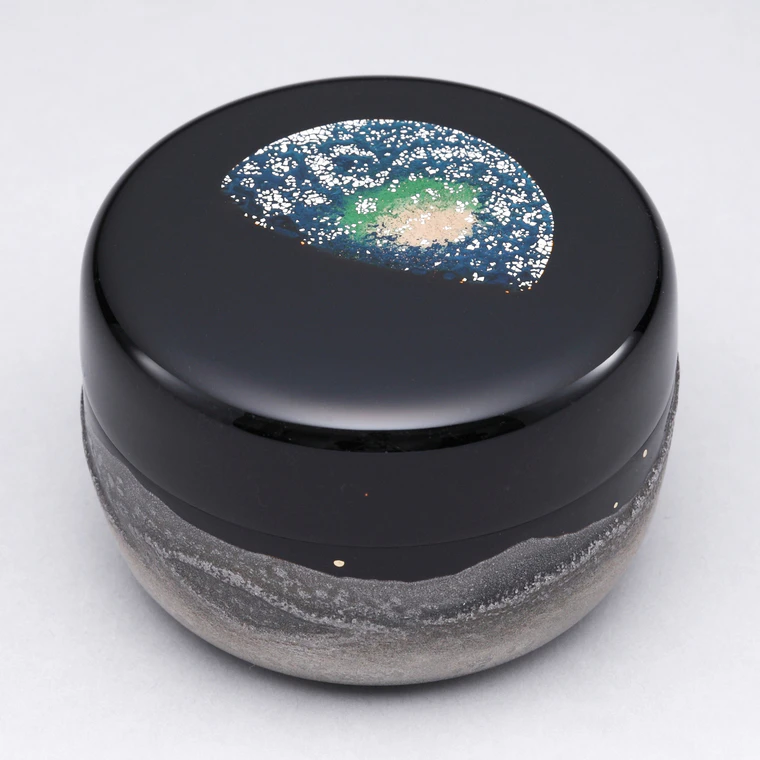 photo Tea Caddy with Design in Makie "Spaceship Earth"