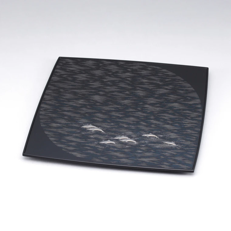 photo Tray with Design in Chinkin and Inlay "Schooling"