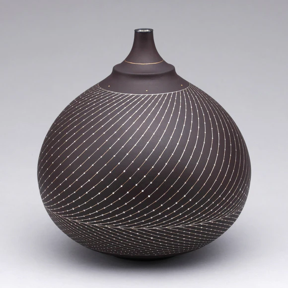 Iron Flower Vase with Hammered Nanako Inlay "Spiral"