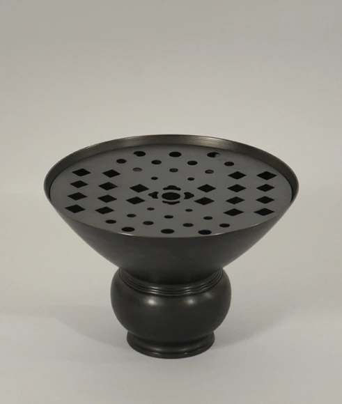 Copper-Tin Alloy Flower Vessel with Spreading Fan Design