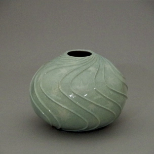 花瓶”に関連する作家・作品一覧｜ギャラリージャパン(3ページ)