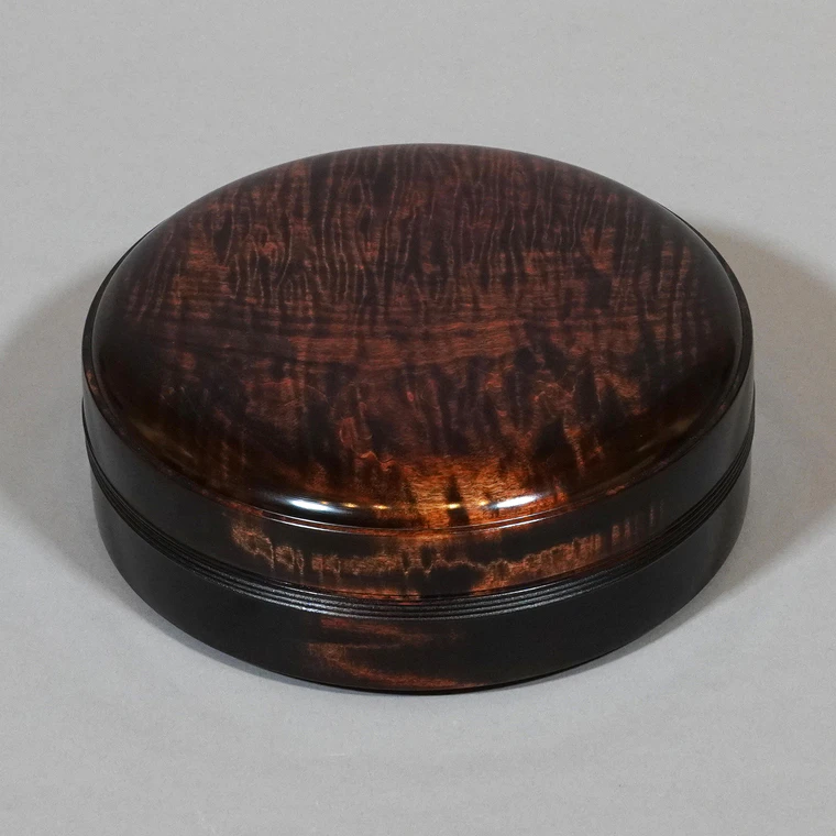 photo Box with Horse Chestnut and Black Wiped Urushi