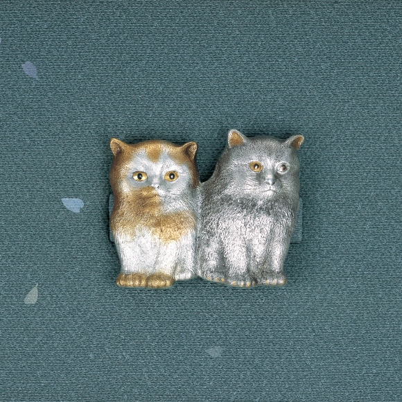Silver Embossed Obi Sash Clip "Kittens"
