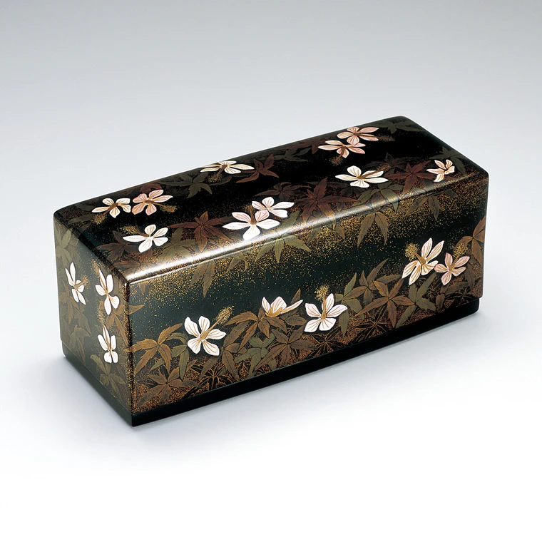 photo Box with Design in Mother-of-pearl Inlay and Makie "Memory of Summer"