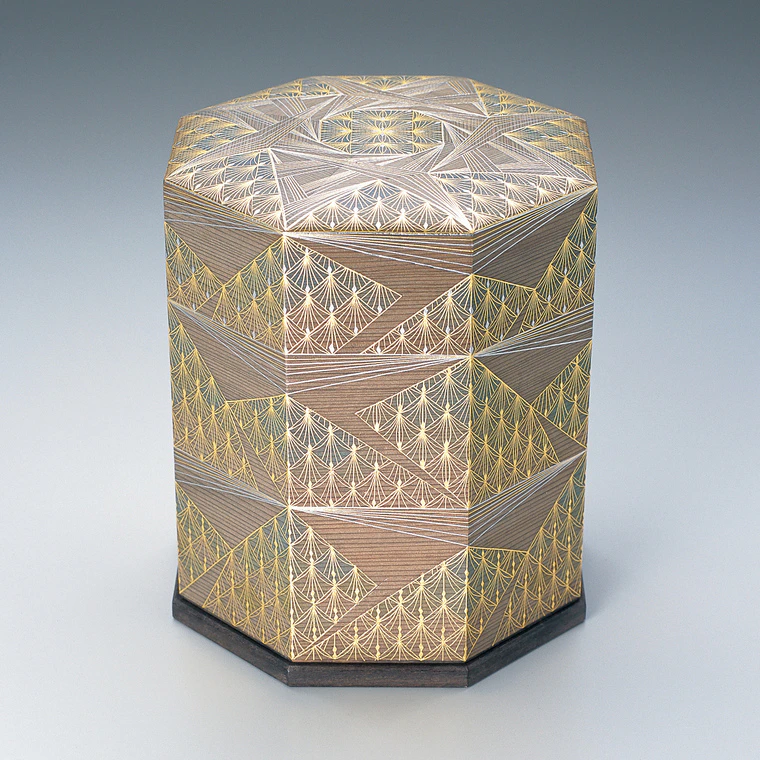 photo Coffer with Design in Kirikane "Wind Blowing Through the Mountain Range"