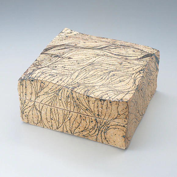 Ceramic Box with Line Design in Glaze Painting
