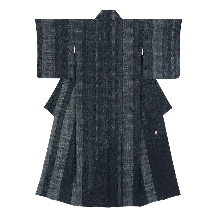 photo Formal Kimono with Design in Yūzen Dyeing "Herringbone"