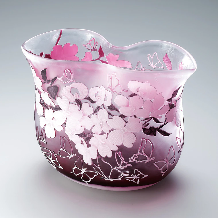 photo Sandblasted Flower Vase "Light Red Memories"