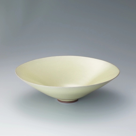 [御阪] 可愛い花鉢 落款 在銘 外縁丸絵付中深盆栽鉢 雲足黄釉花絵 直径90mm×高さ50mm 常滑鉢 「美芸」 朱泥雲足外縁丸鉢 - FROM JAPAN