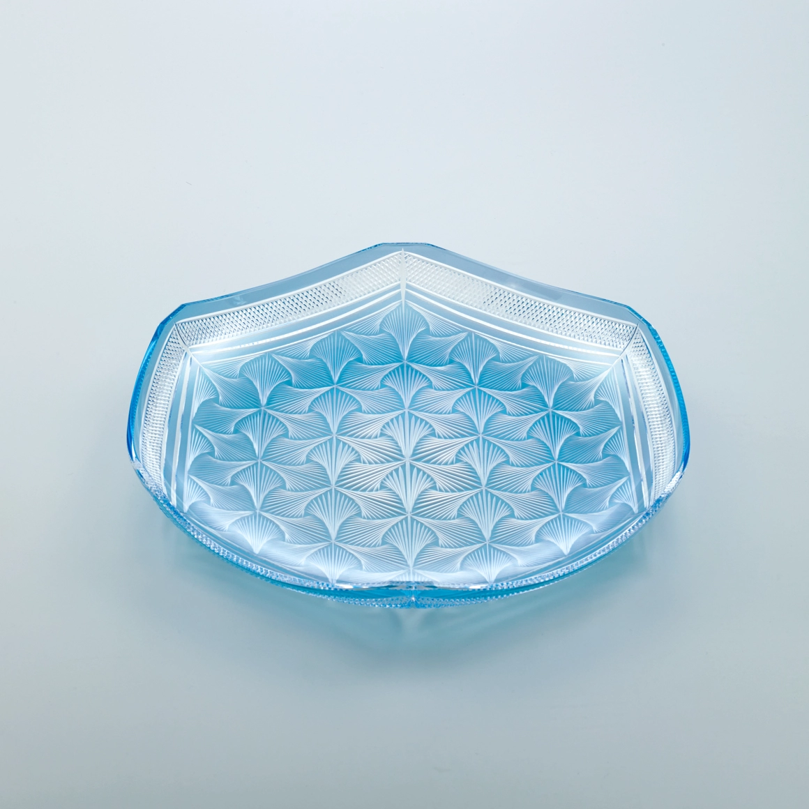 被硝子切子皿「氷華」(西村 めぐみ)｜ギャラリージャパン