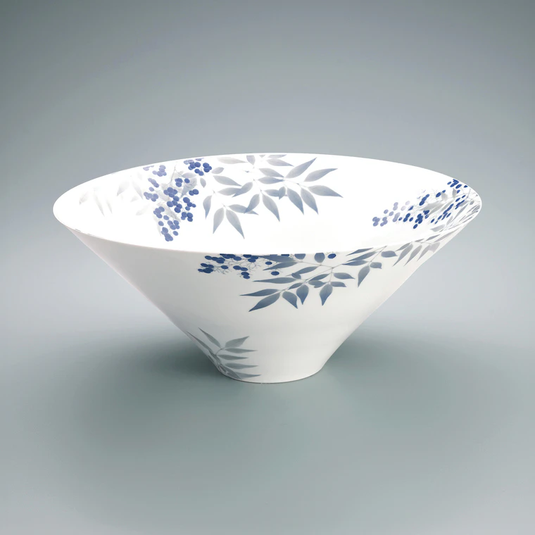 photo Bowl with Underglaze Blue Design "Heavenly bamboo"