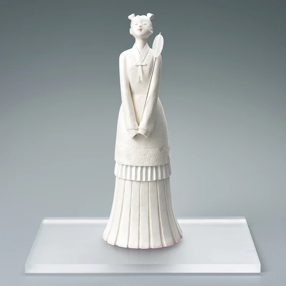 Formed with Tōso Over Wooden Core and Covered with Cloth and Washi Paper 