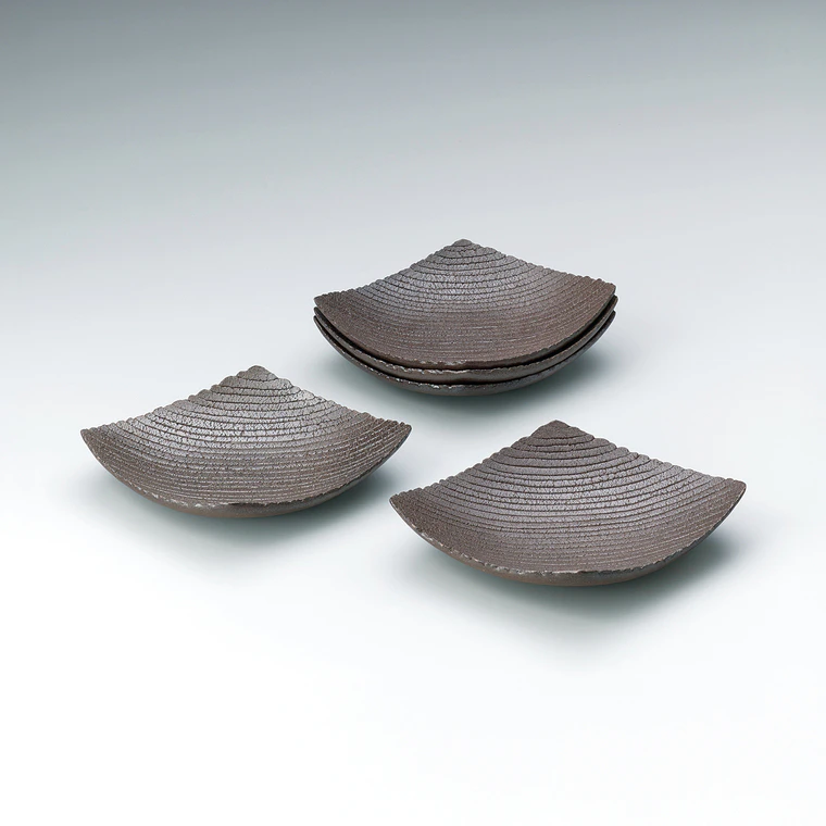 photo Rhomboid Vessel "Strata"