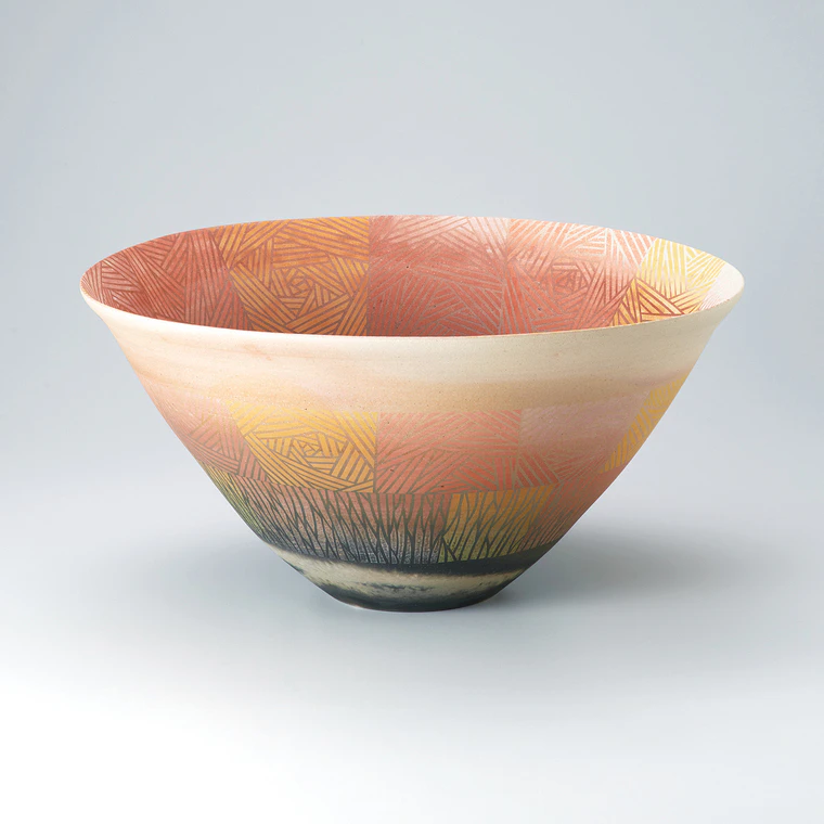 photo Carbonized Bowl with Polychrome Decoration