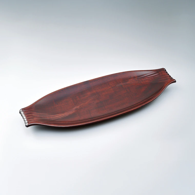 photo Serving Vessel with Chisha (Lettuce Wood), Wiped Urushi and Flowing Design