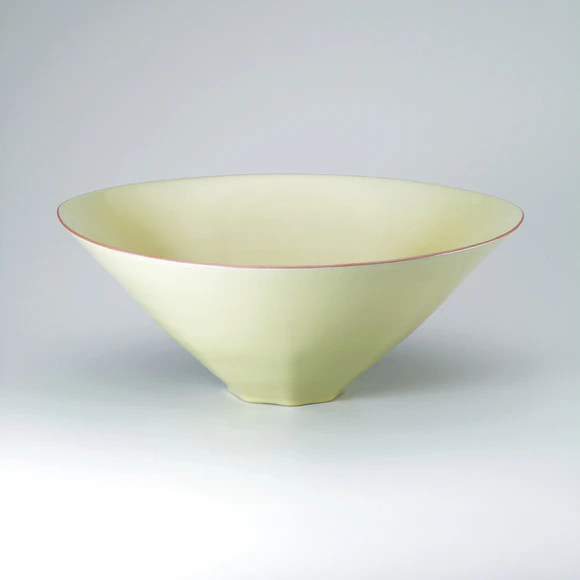 淡黄瓷三稜形鉢(中畑 敏夫)｜ギャラリージャパン