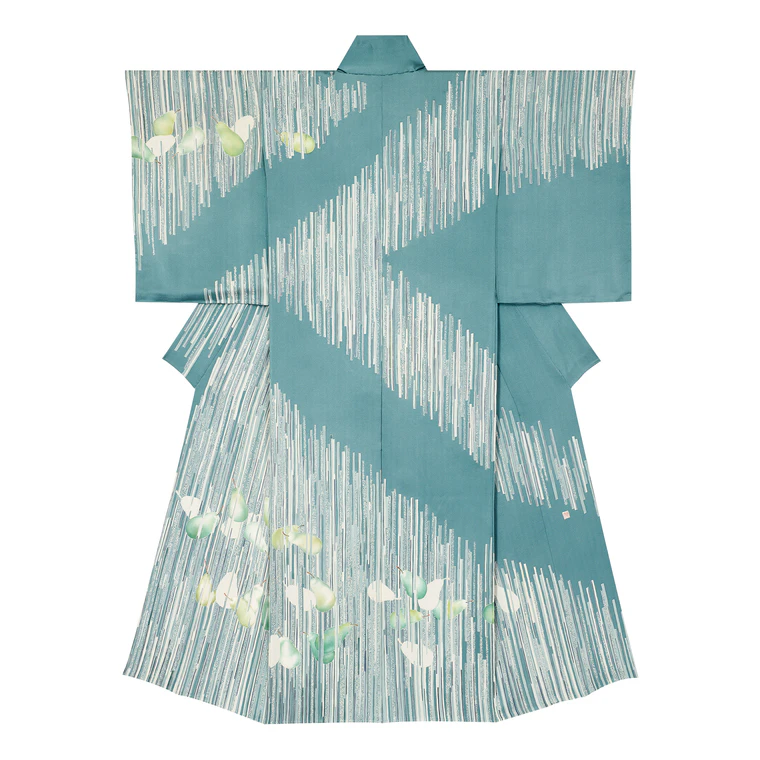 photo Formal Kimono with Design in Yūzen Dyeing "La France"