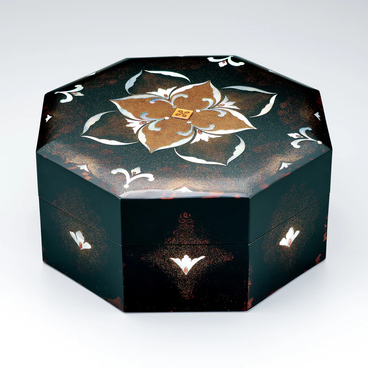 photo Octagonal Box with Mother-of-Pearl Inlay "Persian Fantasy"