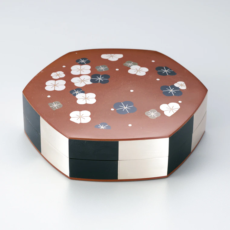 photo Hexagonal Box Made by Heat Welding Method with Inlay Decoration