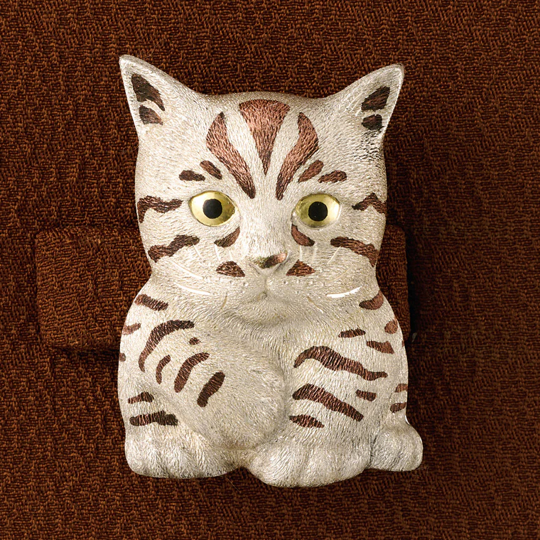 photo Silver Embossed Obi Sash Clip "Kittens"