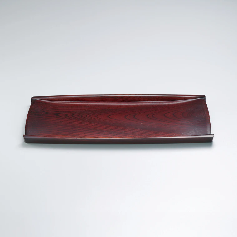 photo Boat-shaped Plate of Zelkova Wood Finished in Wiped Urushi