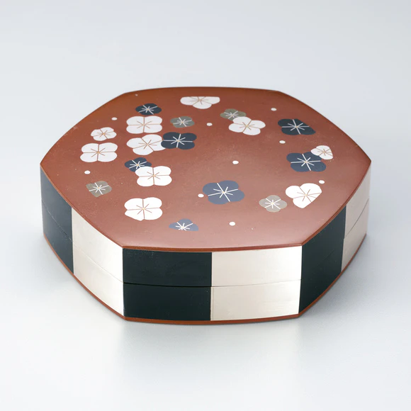 Hexagonal Box Made by Heat Welding Method with Inlay Decoration