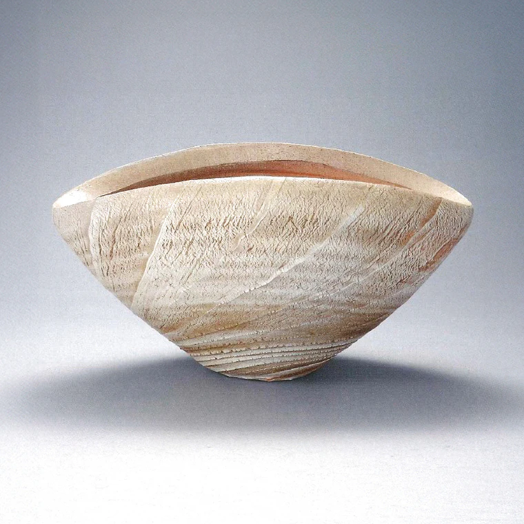 photo Spiral Flat Vessel