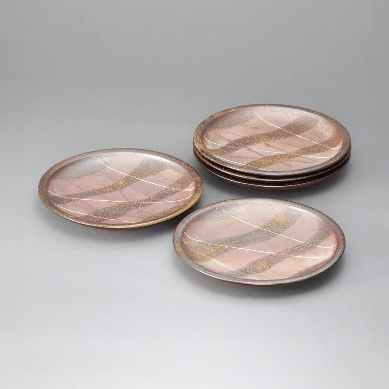 photo Set of Plates with Line Inlay