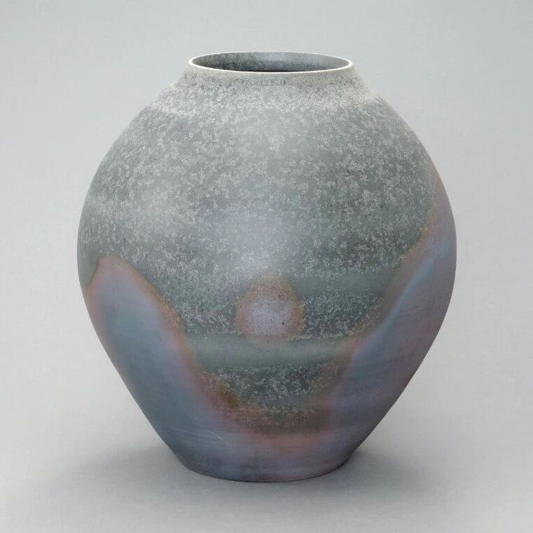 photo Unglazed High-Fired Jar with Kiln Mutation Effects