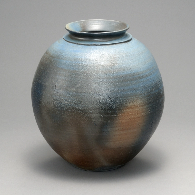 photo Bizen Jar with Celadon and Goma (Sesame Seed) Glaze
