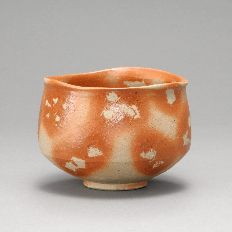 photo Bizen Tea Bowl with Fire Marks