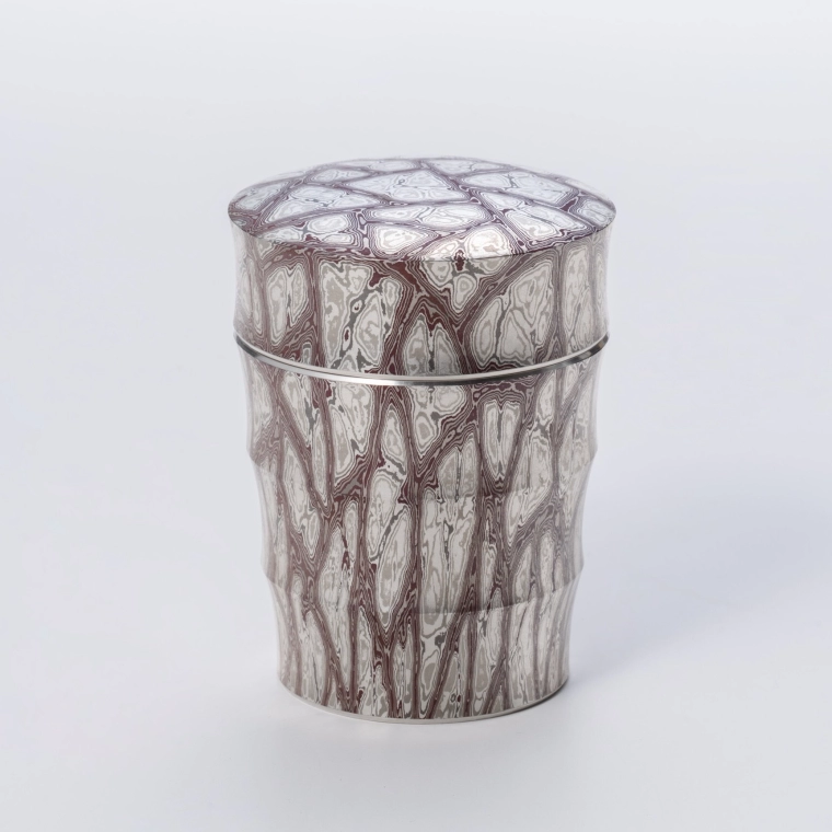 photo Hammered Mokumegane Tea Caddy with Shinogi (Fluting)