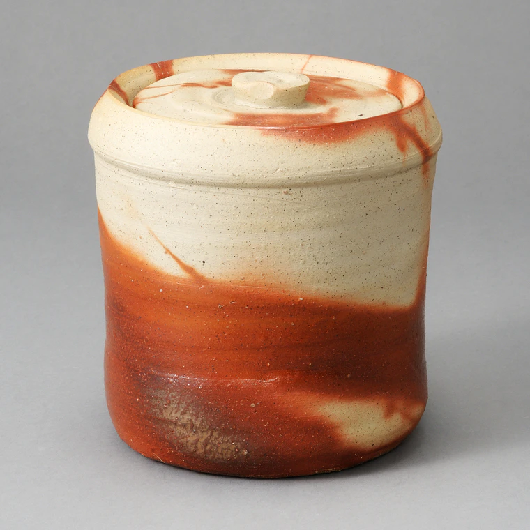 photo Fresh Water Jar with Fire Marks