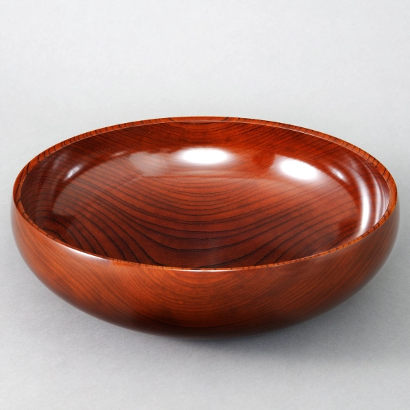 Bowl of zelkova wood finished in wiped urushi