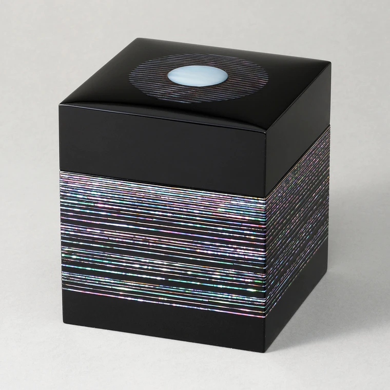 photo Box with Design in Mother-of-pearl Inlay "Serenity"
