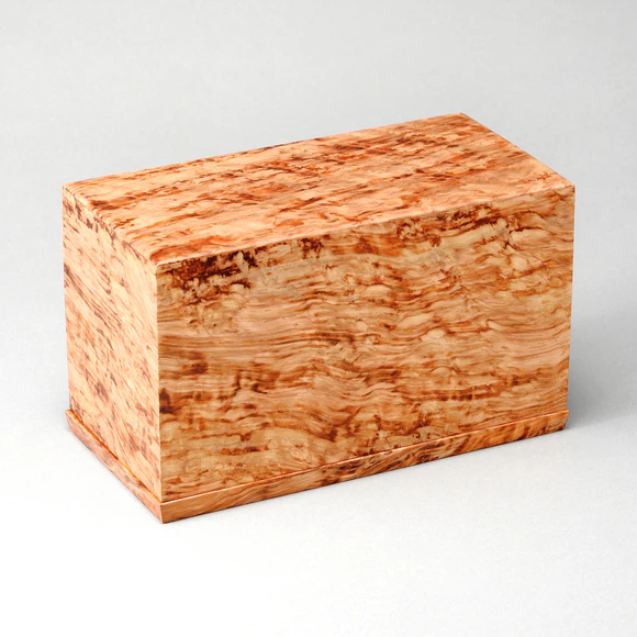 Box with Oki Cedar