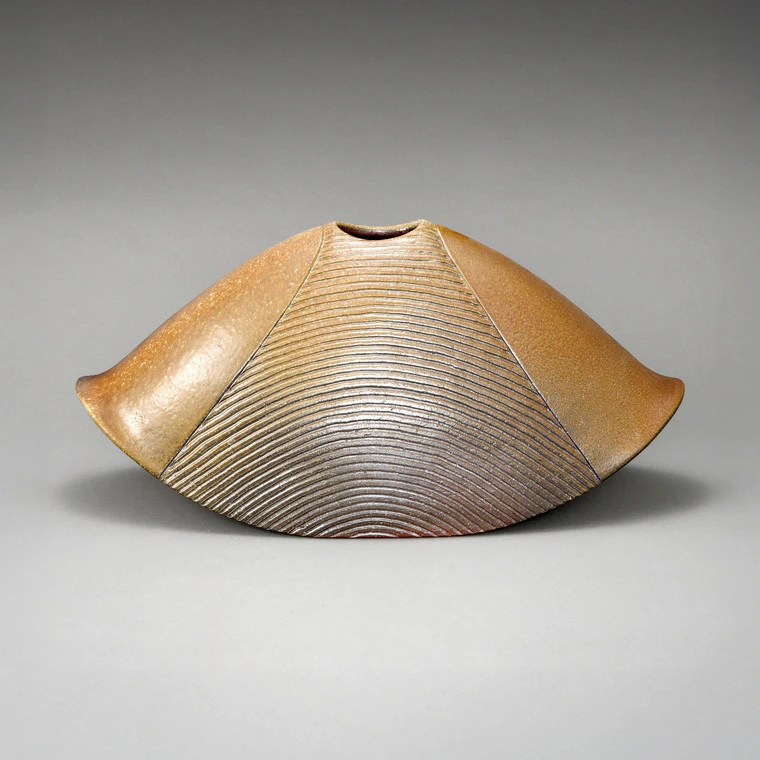 photo Bizen flower Vessel