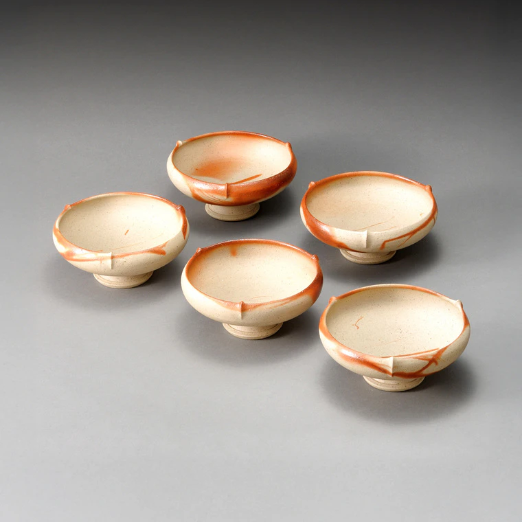 photo Set of 5 Flower-shaped Bowls