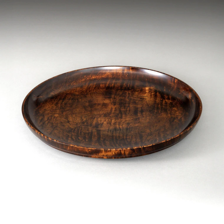photo Serving Vessel with Horse Chestnut and Wiped Urushi