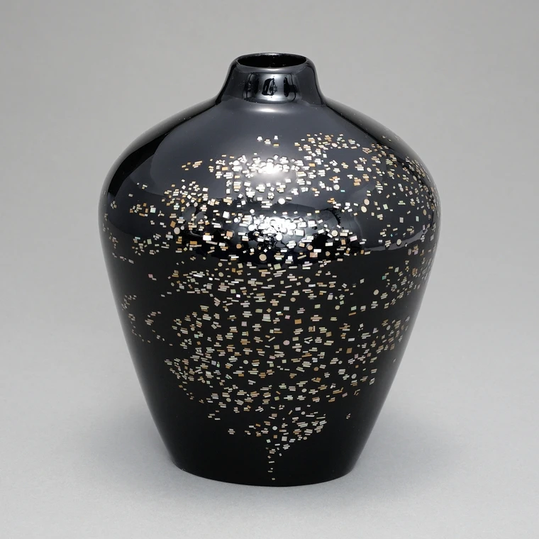 photo Kanshitsu Jar with Mother-of-Pearl Inlay "Winter Sunset at Sea"