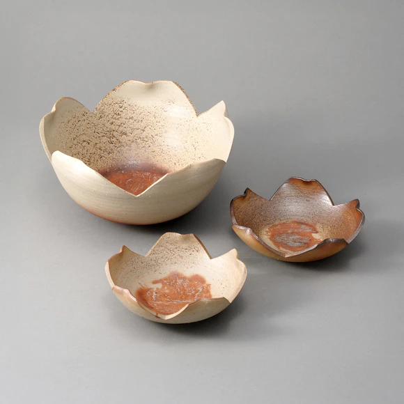 Set of Bizen Cherry Blossom Bowls (Set of 3)