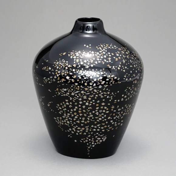 Kanshitsu Jar with Mother-of-Pearl Inlay "Winter Sunset at Sea"