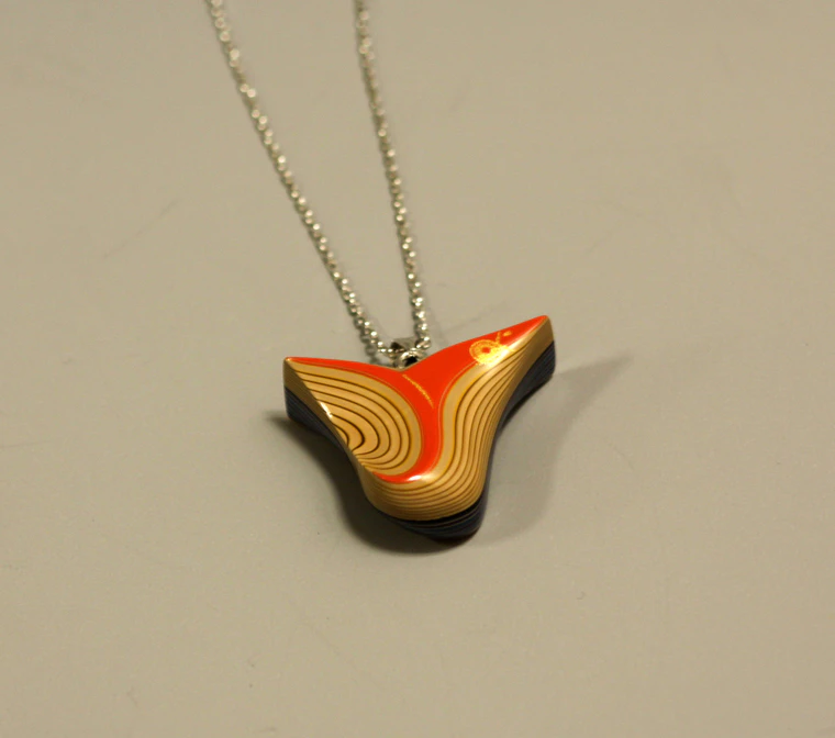photo Lacquered Accessory