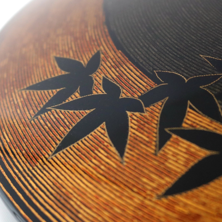 写真:乾漆蒟醤箱「秋夜」